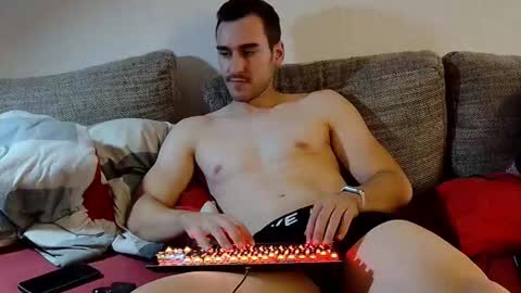 Honey online show from 11-04-25, 03:55