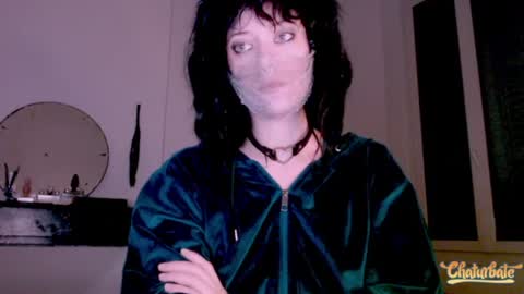 Snapshot of bleu_belladone chatting on 02-11-26, 08:47 Cassandre online show from 02-11-26, 08:47