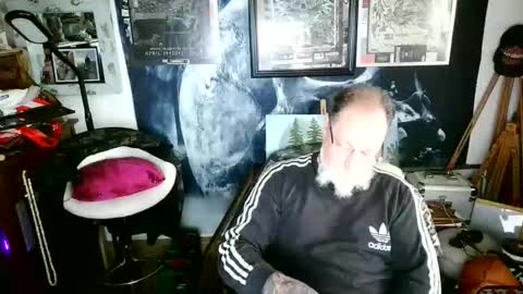 blindsurfer780299 online show from 12-01-25, 12:10