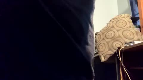 Snapshot of blkbul chatting on 02-27-25, 11:26 blkbul online show from 02-27-25, 11:26