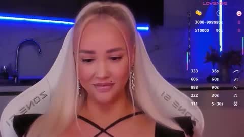 Lana online show from 04-23-26, 05:30