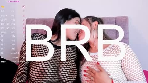 Esperancita and Karina online show from 01-28-25, 10:34