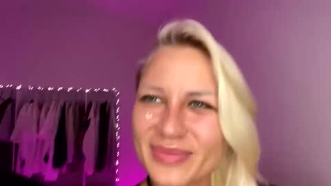 Snapshot of blonde_fuck_couple chatting on 03-26-26, 12:44 blonde_fuck_couple online show from 03-26-26, 12:44