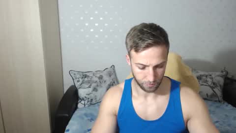 Snapshot of blondeagle chatting on 12-04-24, 08:51 Mr Blond online show from 12-04-24, 08:51