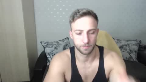 Snapshot of blondeagle chatting on 12-15-24, 08:15 Mr Blond online show from 12-15-24, 08:15