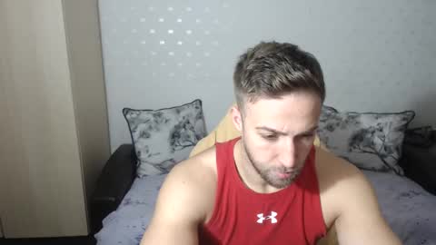 Snapshot of blondeagle chatting on 12-18-24, 10:40 Mr Blond online show from 12-18-24, 10:40