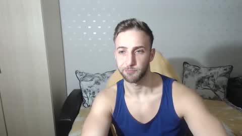 Snapshot of blondeagle chatting on 01-07-25, 07:06 Mr Blond online show from 01-07-25, 07:06