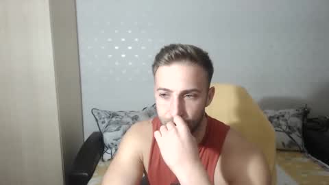 Snapshot of blondeagle chatting on 01-09-25, 08:11 Mr Blond online show from 01-09-25, 08:11