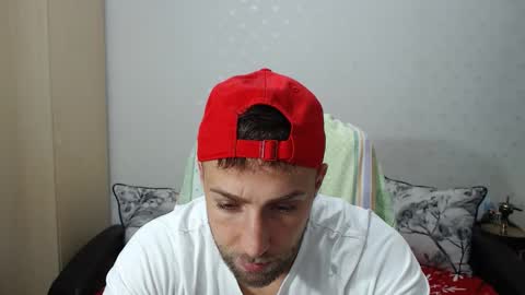 Snapshot of blondeagle chatting on 11-23-25, 08:19 Mr Blond online show from 11-23-25, 08:19