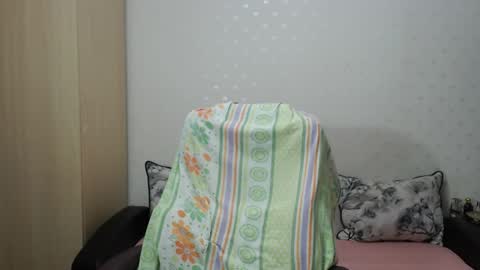 Snapshot of blondeagle chatting on 12-05-25, 07:10 Mr Blond online show from 12-05-25, 07:10