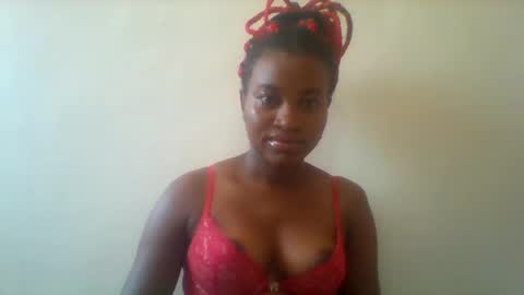 Snapshot of blondebarbiey chatting on 02-27-25, 05:24 blonde online show from 02-27-25, 05:24