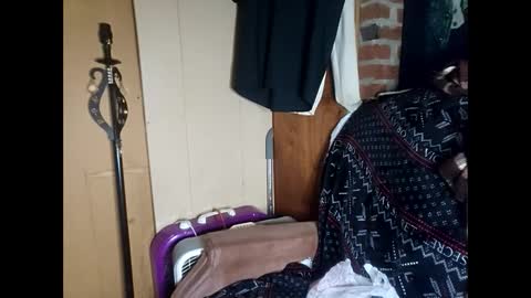 Snapshot of blondebellaaa3 chatting on 02-20-25, 06:02 Gia online show from 02-20-25, 06:02