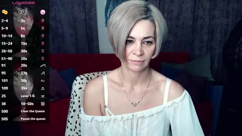 Snapshot of blondemommy_77 chatting on 01-13-25, 01:56 Lola online show from 01-13-25, 01:56