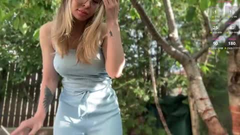 OnlyFans livia77   twitter liv20 4u online show from 05-19-26, 05:58