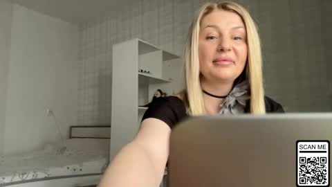 blondie_xoxoxo online show from 04-22-26, 08:39