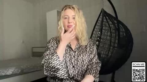 blondie_xoxoxo online show from 05-26-26, 11:39