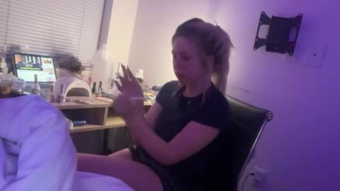 blondieangel11 online show from 05-23-26, 07:02