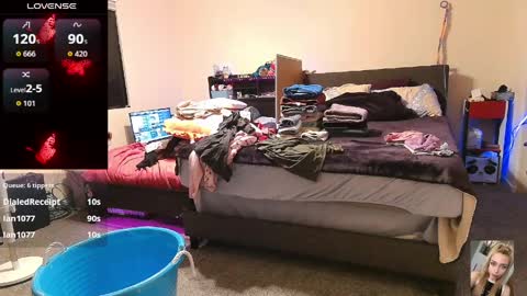 Bubbles online show from 04-16-26, 04:57