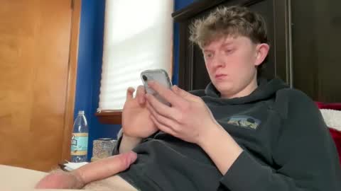 Snapshot of blondiedicks1 chatting on 03-06-26, 05:09 blondiedicks1 online show from 03-06-26, 05:09