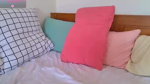 Snapshot of blondiesweet chatting on 11-25-25, 07:08 Sasha online show from 11-25-25, 07:08