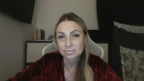 Iren online show from 11-07-25, 05:35