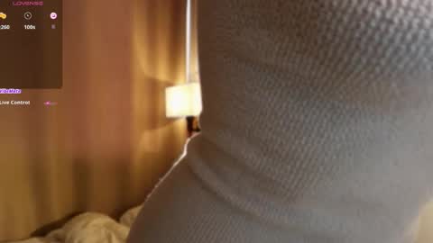 Snapshot of blondoll chatting on 04-24-26, 02:03 blondoll online show from 04-24-26, 02:03