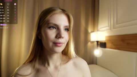 Snapshot of blondoll chatting on 05-24-26, 01:43 blondoll online show from 05-24-26, 01:43
