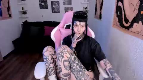 Snapshot of blood__mary chatting on 06-22-26, 11:29 Mary online show from 06-22-26, 11:29