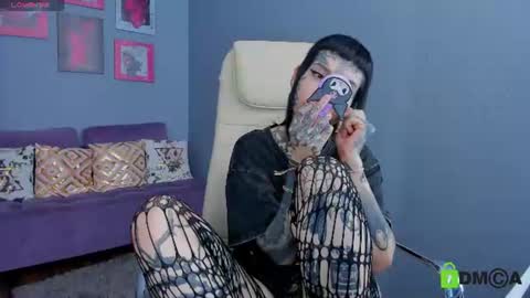 Snapshot of blood__mary chatting on 07-23-26, 01:58 Mary online show from 07-23-26, 01:58