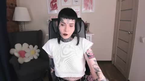 Snapshot of blood__mary chatting on 07-28-26, 08:52 Mary online show from 07-28-26, 08:52
