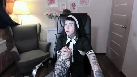 Snapshot of blood__mary chatting on 07-29-26, 08:29 Mary online show from 07-29-26, 08:29