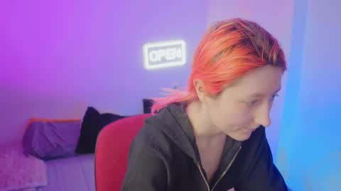 Bloom online show from 03-05-26, 03:08