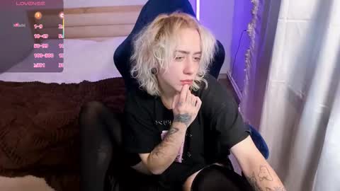 blooming_soul online show from 11-24-25, 09:25