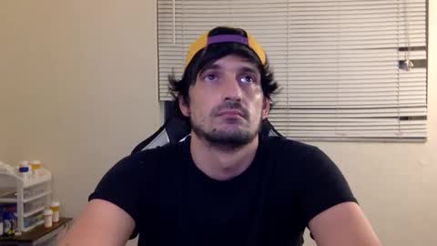 Snapshot of bls123 chatting on 11-10-25, 11:09 bls123 online show from 11-10-25, 11:09