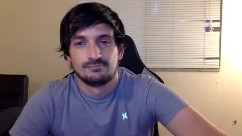 Snapshot of bls123 chatting on 11-15-25, 11:40 bls123 online show from 11-15-25, 11:40