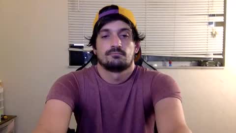 Snapshot of bls123 chatting on 11-21-25, 11:31 bls123 online show from 11-21-25, 11:31