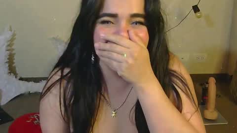 Snapshot of blue_angel33 chatting on 12-21-24, 01:15 kate online show from 12-21-24, 01:15