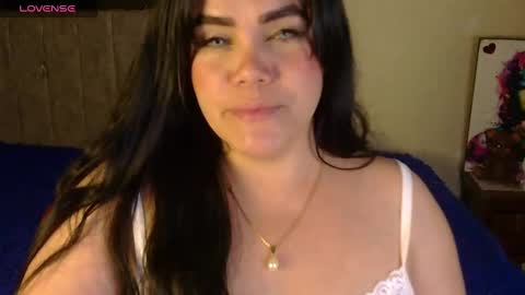 Snapshot of blue_angel33 chatting on 10-20-25, 01:50 kate online show from 10-20-25, 01:50