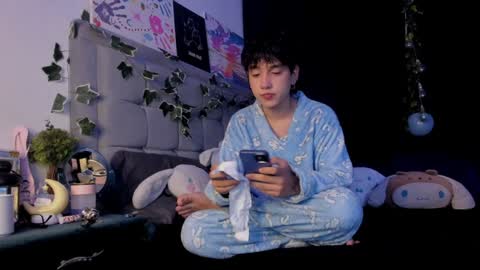 Blue online show from 01-27-25, 07:45