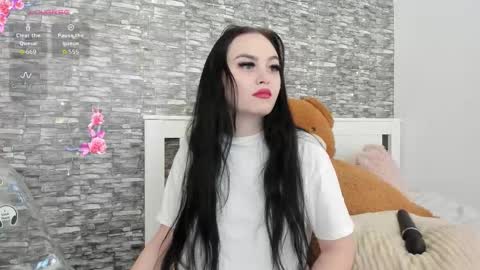 Snapshot of blue_candy28 chatting on 09-26-25, 06:12 blue candy28 online show from 09-26-25, 06:12