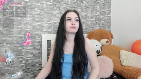 Snapshot of blue_candy28 chatting on 11-11-25, 09:26 blue candy28 online show from 11-11-25, 09:26