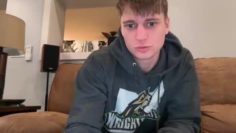 Snapshot of blue_eyed_beau chatting on 02-26-26, 04:00 Beau online show from 02-26-26, 04:00