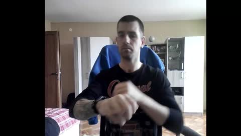 Snapshot of blue_eyed_wolf chatting on 02-07-26, 09:24 Runaway online show from 02-07-26, 09:24