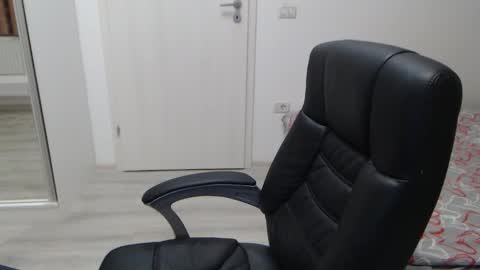 Juliet online show from 02-26-25, 09:27