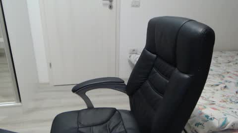 Juliet online show from 11-11-25, 05:35