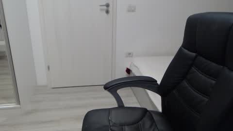 Juliet online show from 03-30-26, 04:30