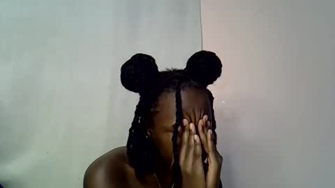 blue_savagee online show from 10-27-25, 08:46