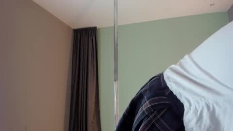 blue_sixx online show from 10-02-25, 02:24