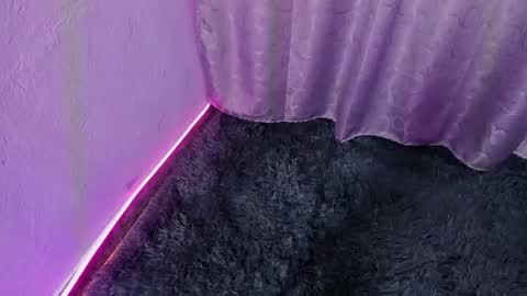 Snapshot of blue_sky18 chatting on 11-29-25, 03:42 hanna online show from 11-29-25, 03:42