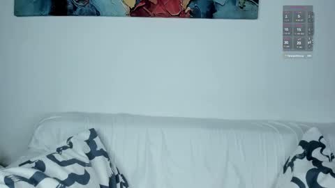 Snapshot of blueberry_____ chatting on 02-15-26, 07:51 Sophie online show from 02-15-26, 07:51